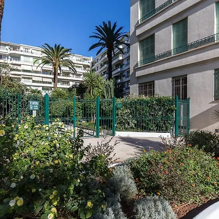 - Promenade Des Apartamento